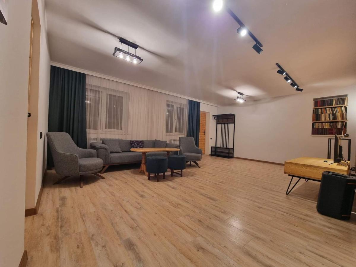 Villa Sunshine , Apartment With 4 Bedrooms,Whole Apartment, Апартмент Целиком ديليجان المظهر الخارجي الصورة